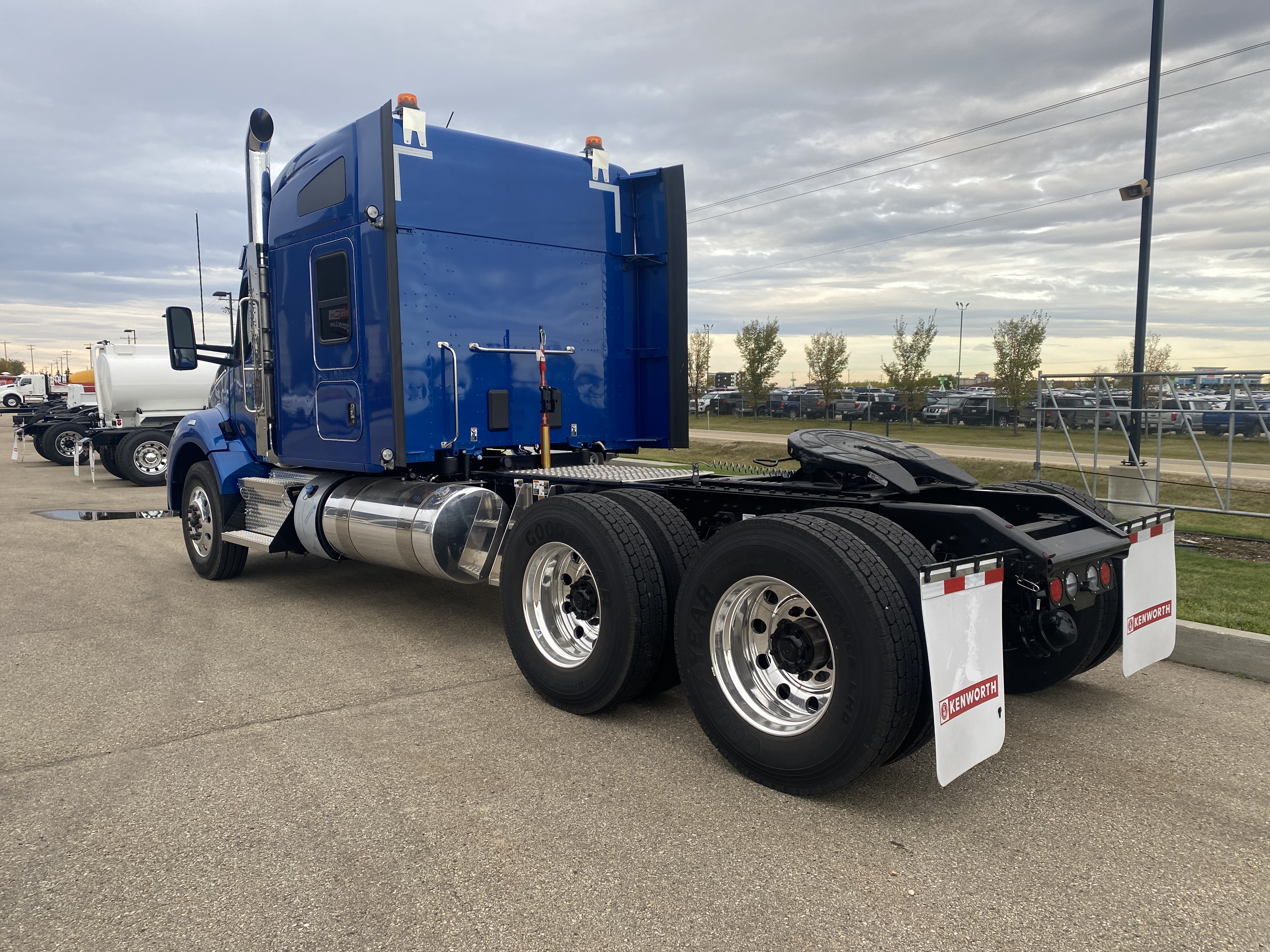 KENWORTH T880 #SJ999669